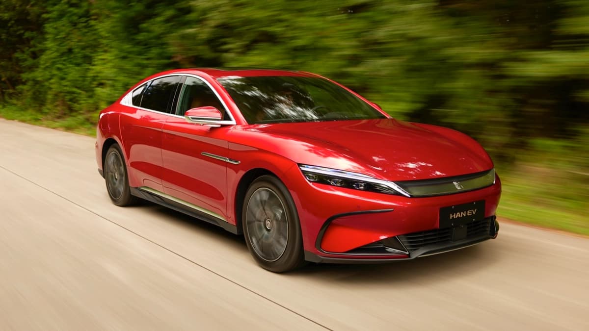 Elektrik Mühərrikli BYD HAN 2022 64.8kWh 180km/h 268hp